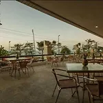 Apto Novo à Beira-Mar Fortaleza-CE